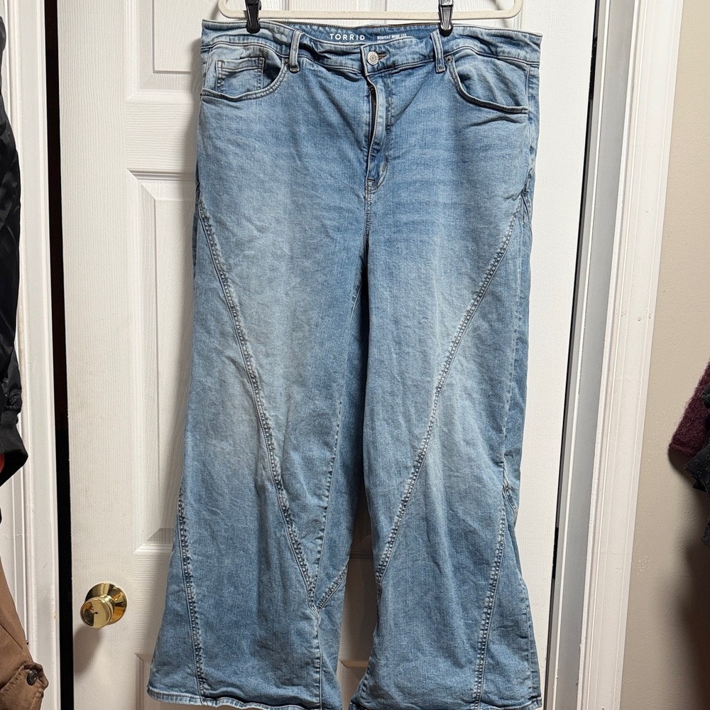 Torrid Perfect Wide Leg Vintage Stretch
